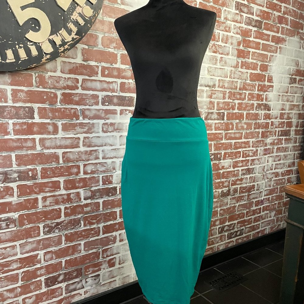 Green stretch pencil skirt